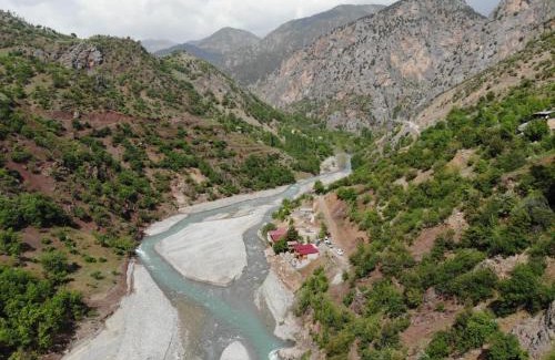 Kapuzbasi Haus | Kapuzbaşı Şelaleleri Uçar pansiyon