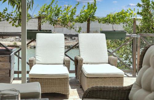Tera Kora Villa | Kas Bougainville in Water Villas