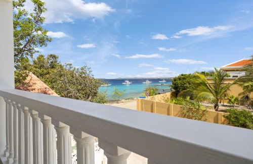 Playa Haus | Kas Chiki, stylish seaside escape