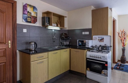 Ngara West Wohnung | Kasri Saphire @Mvuli. Stylishly furnished. Fast wifi. King size bed. Cosy
