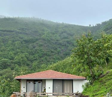 Nashik Skihütte | Kathaa the forest retreat