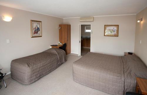 Palmerston North Hotel | Kauri Court Motel and Apartments