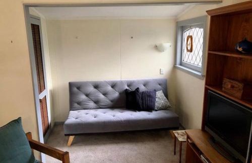 Kerikeri Haus | Kauri post cottage