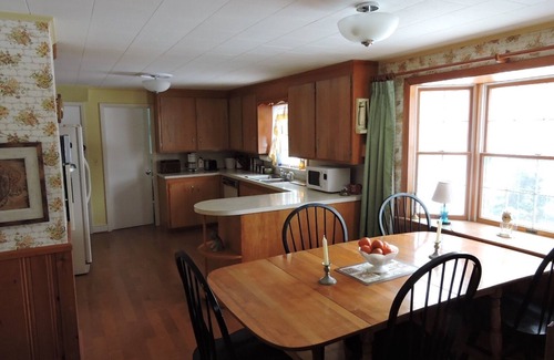 Westbrook Haus | Kajak fahren, schwimmen, zu Fuß zu Restaurants, Brauereien, Uber nach Portland