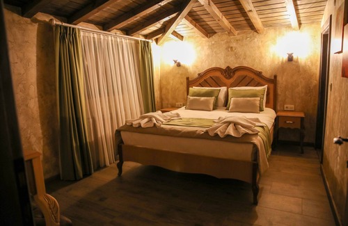 Kucukkuyu Bed & Breakfast | Kazdağı Atilabey Konağı Oteli