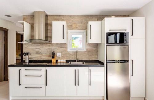 Washington Wohnung | Keito 2BR APT #K3-3 min to Palm Beach-Sleeps 4