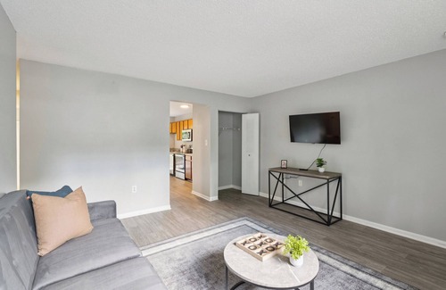 Decatur Wohnung | Kenridge Apartments 1950 I Spacious 2 Bed 2 Bath