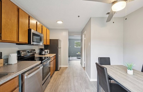 Decatur Wohnung | Kenridge Apartments 1950 I Spacious 2 Bed 2 Bath