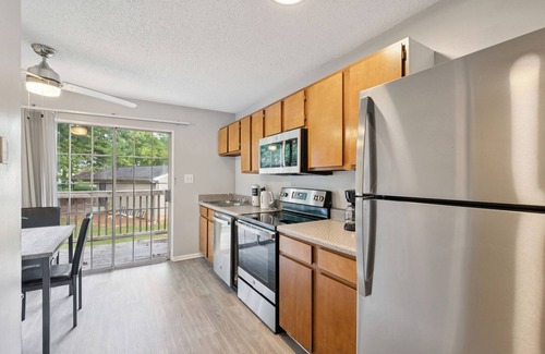Decatur Wohnung | Kenridge Apartments 1950 I Spacious 2 Bed 2 Bath