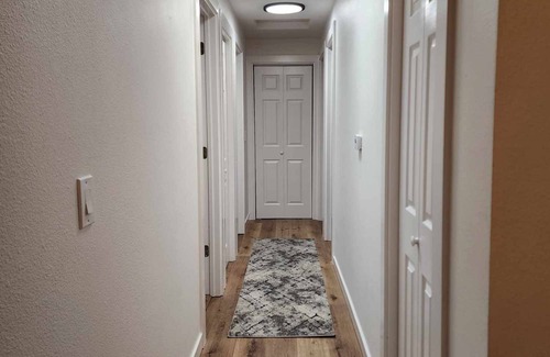 Covington Haus | Kent Upper Floor! No pets, SEVERE ALLERGIES