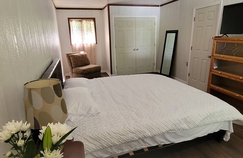 Lexington Haus | Kentucky River frontage and less than a mile off I-75