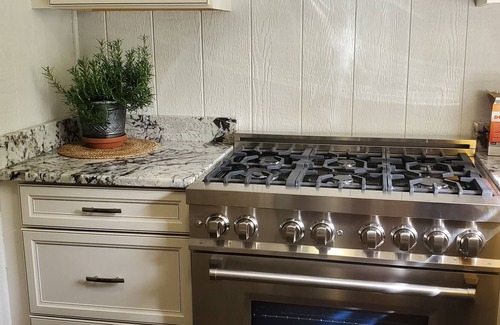 Lexington Haus | Kentucky River frontage and less than a mile off I-75