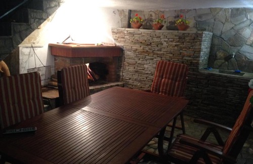 Momchilovtsi Haus | Kermedchieva Guesthouse