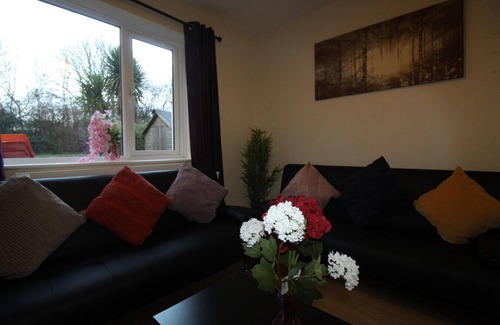 Chesterfield Haus | Keswick House Chesterfield by Smart Corporate Stays