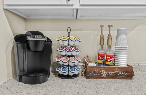 Houghton Kabine | Keweenaw Cabin #1 Hot Tub, Trail Access, Minutes to MTU & Dining