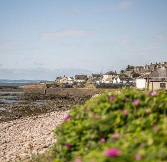 Johnshaven Wohnung | Kewwater Getaways Seafront Apartment in Johnshaven