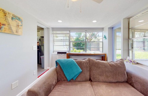 Roberta Heights Haus | Key Lime Cove