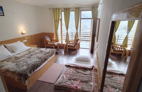 Keylong Haus | Keylong Heights Guest House