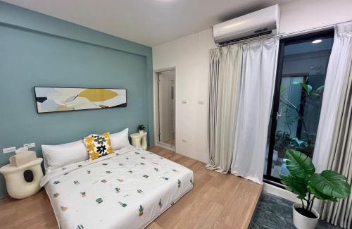 Tainan City Centre Haus | KFT Guesthouse-預定後聯繫匯款再保留 台南可包棟民宿 依入住人數 床位數開放房型配置計價 非開放全部房型 可接受再訂房