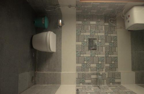 Thunag Haus | Khaapus Home Naggar