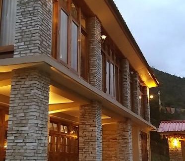 Bomdila Haus | Kharjap Homestay