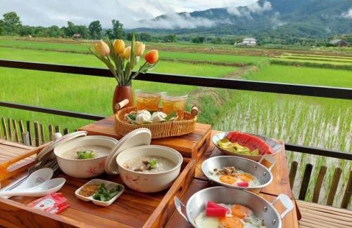 Pua Haus | KheangKhangKhao เคียงข้างเขา ปัว-สกาด