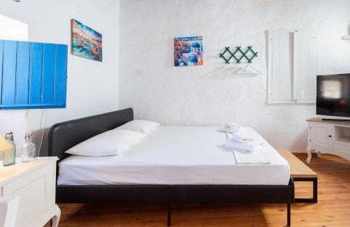 Psathi Wohnung | Kimolos Heart Traditional Renovated House