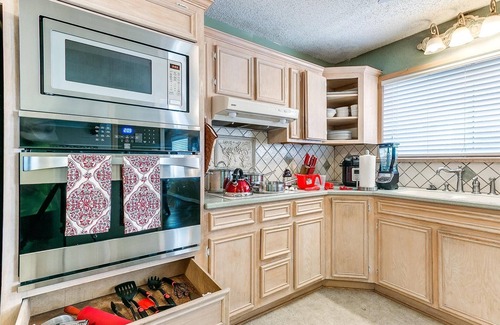 Tulsa Haus | Kindness - Wheelchair Accessible,BOK cent, Expo Sq