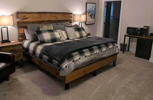 Tamarack Resort Wohnung | King Guest Suite with Private Bath