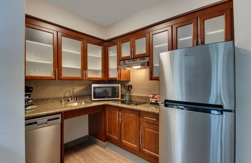 Grant Creek Wohnung | King Suite. Frühstück kostenlos. Pool & Whirlpool. Flughafen Shuttle. In der Nähe der Universität von Montana!