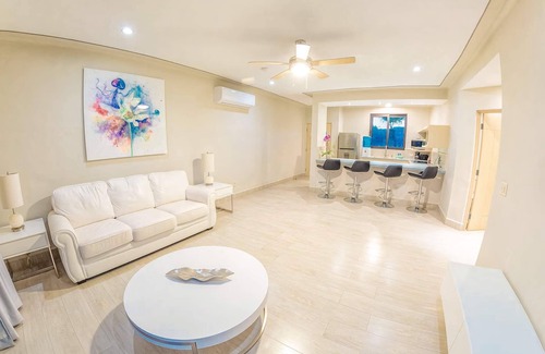 Libertad Wohnung | King Suite Ocean View Balcony & Pool