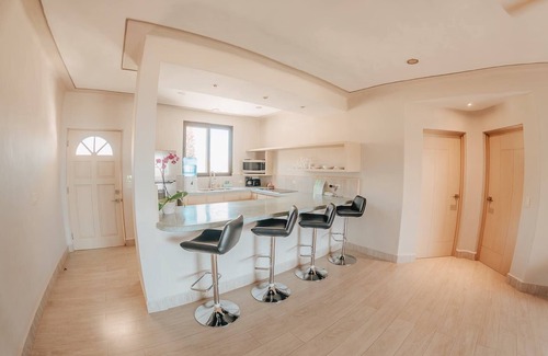 Libertad Wohnung | King Suite Ocean View Balcony & Pool