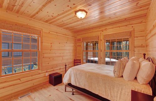 Saugatuck Haus | Kingfisher Cove Cabin 28