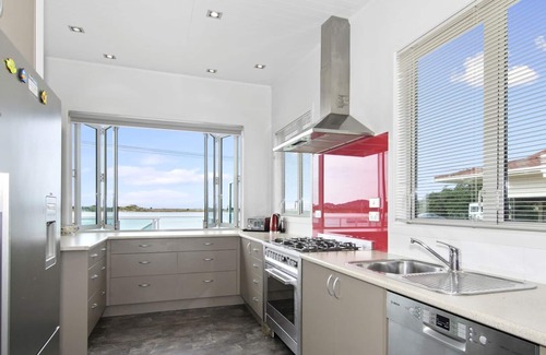 Ngunguru Haus | Kingfishers’ Landing – Ngunguru Holiday Unit, NGUNGURU