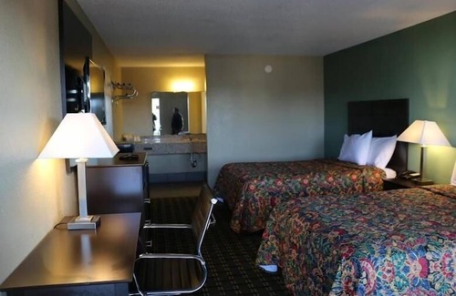 Birmingham Hotel | Kings Inn Civic Center UAB