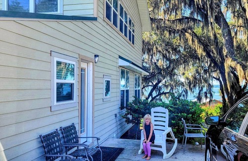 Starke Haus | Familienheim auf erstaunlichem weißem Sand Bottom See