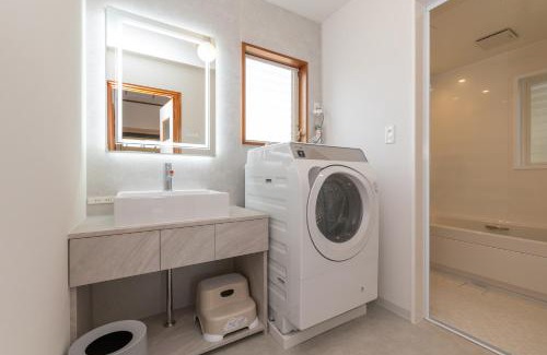 Minami-komatsu Villa | KINOTOMI 近江舞子 - Self Check-In Only