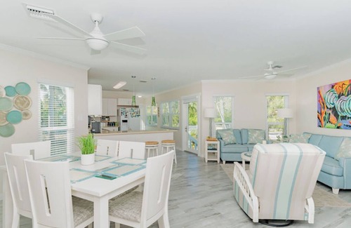 Rum Point Villa | Kirk Kove - Beachfront House in der Bucht von Cayman Kai