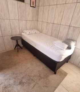 Jardim Karaiba Haus | kitnet 04 - Zona Sul Karaiba Prox UMC, Patio Vinhedos e Shopping