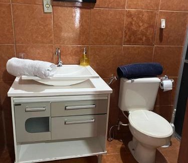 Nova Esperanca Haus | Kitnet mobiliado no caiçara, estacionamento, fácil acesso ao centro e shopping