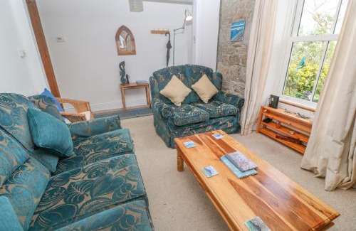 Newlyn Haus | Kittiwake