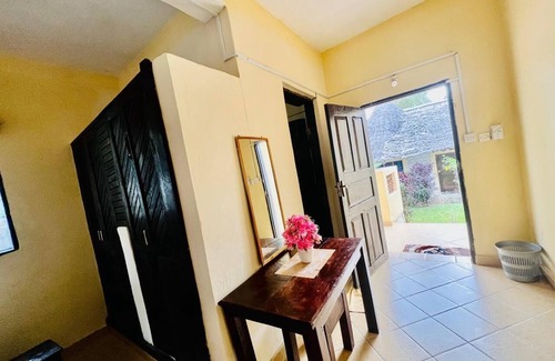 Galu Haus | Kivuli villas Diani ,located 2 minutes walk to the White sandy Diani Beach