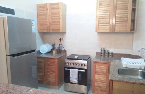 Mtwapa Wohnung | KMA BLOCK B3 SUITE 7, Künstlerisches und gemütliches Zuhause, weit weg von Zuhause