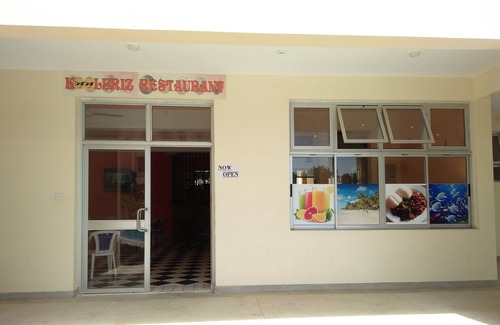 Mtwapa Wohnung | KMA BLOCK B3 SUITE 7, Künstlerisches und gemütliches Zuhause, weit weg von Zuhause