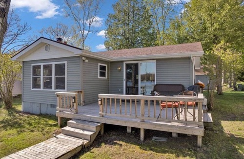 Long Lake Haus | Knotty Nook - Lakefront with Sandy Beach 3 Bed with pullout couch 1 Bath