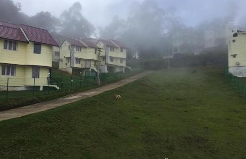 Kodaikanal Haus | Kodai Mist with Pick up & Drop