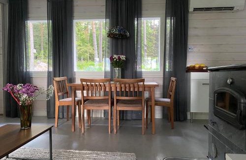 Sysma Villa | Kodikas vapaa-ajan asunto Päijänteen rannalla