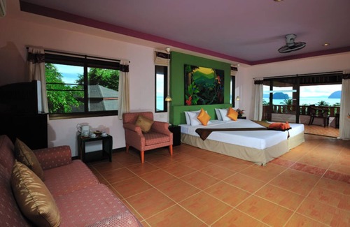 Ko Ngai Resort | Koh Ngai Cliff Beach Resort