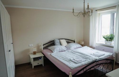 Prievidza Wohnung | Krásny, plne vybavený byt s bezplatným parkovaním