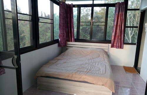 Wang Nam Khiao Haus | kratommaiphuwaree